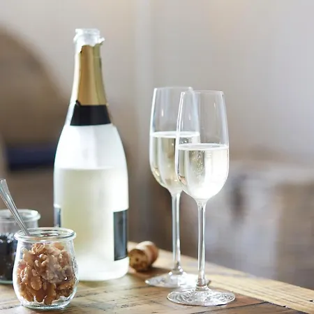 Dat-meerhus 아파트 부숨